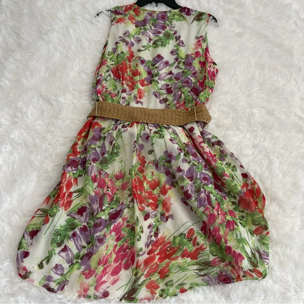 Madison Paige Floral Dress Women’s Medium Side Zip with Belt! - Picture 2 of 7